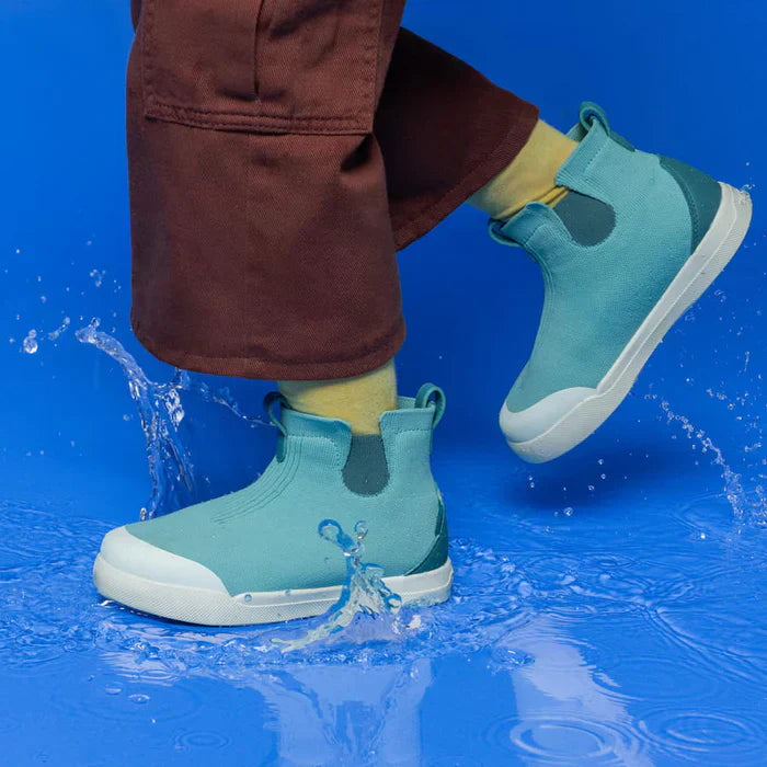 Best Walking Shoes for Kids in 2025